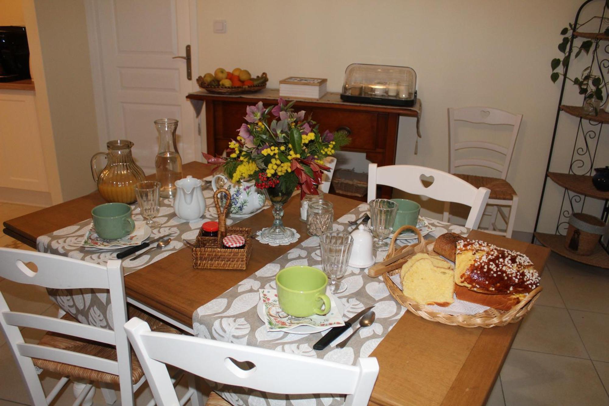La Douce Charentaise Bed & Breakfast Merignac  Exterior photo